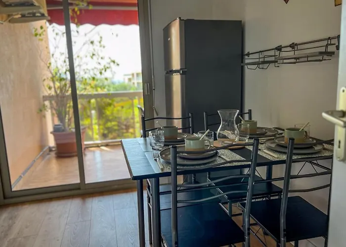 Carla - Vue Clim Wifi Parking - By Tgb