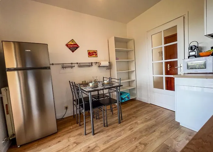 Carla - Vue Clim Wifi Parking - By Tgb *